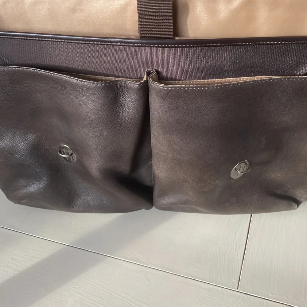 Cj solo leather laptop case carry on